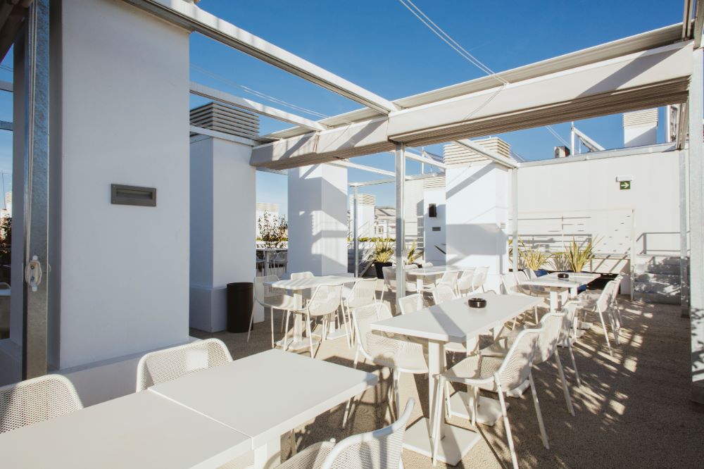Roof Terrace III (1)