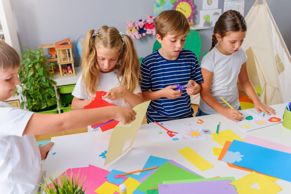https://www.ihmadrid.com/cursos-ingles/campamentos-verano/espana/creative-english-summer-camp
