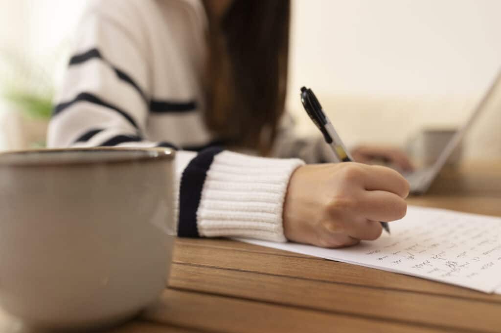 https://www.ihmadrid.com/blog/article-writing-b2-cambdridge.html